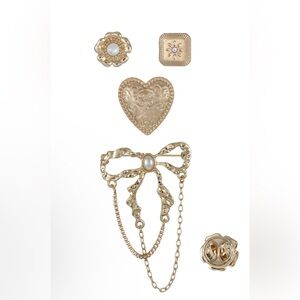 No Boundaries Gold Brooch Set with Pearl Accents